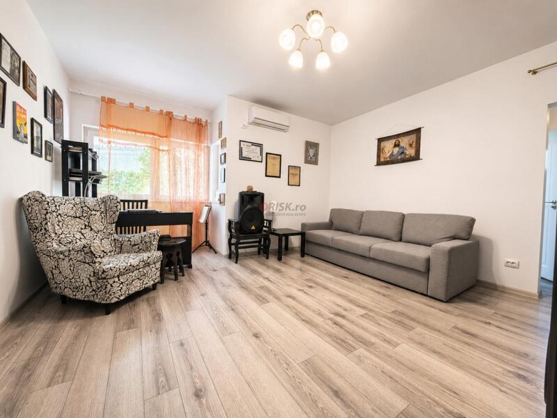 Ferdinand 0% comision 2 camere cu farmec 70mp  renovat 2023, tavane inalte, fara risc